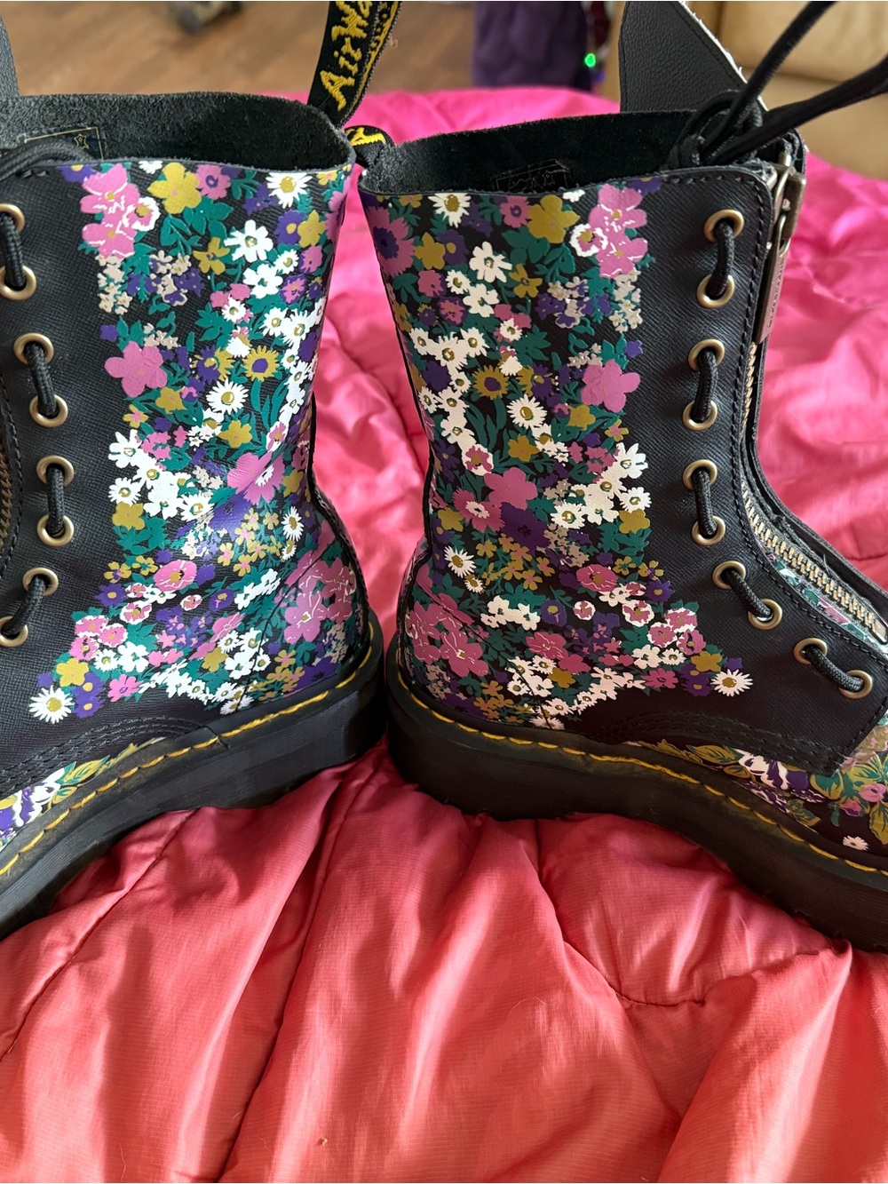 Dr. Martens Sinclair hi Floral  Platform Lace-Up / zip up Boots - Picture 5 of 9